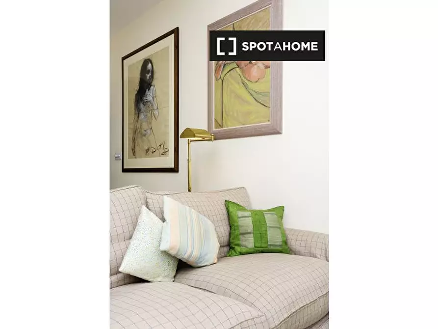 Immagine 3 di Appartamento in affitto  in Garden Flat a Hammersmith