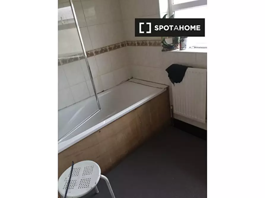 Immagine 5 di Camera condivisa in affitto  in Collingwood Rd a Hillingdon
