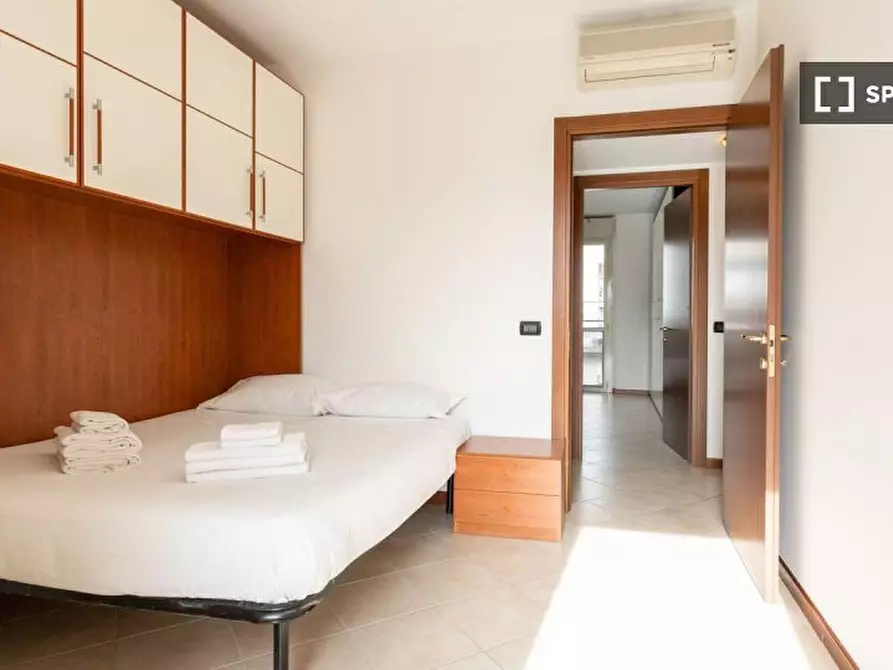 Immagine 6 di Appartamento in affitto  in Via del Futurismo a Milano