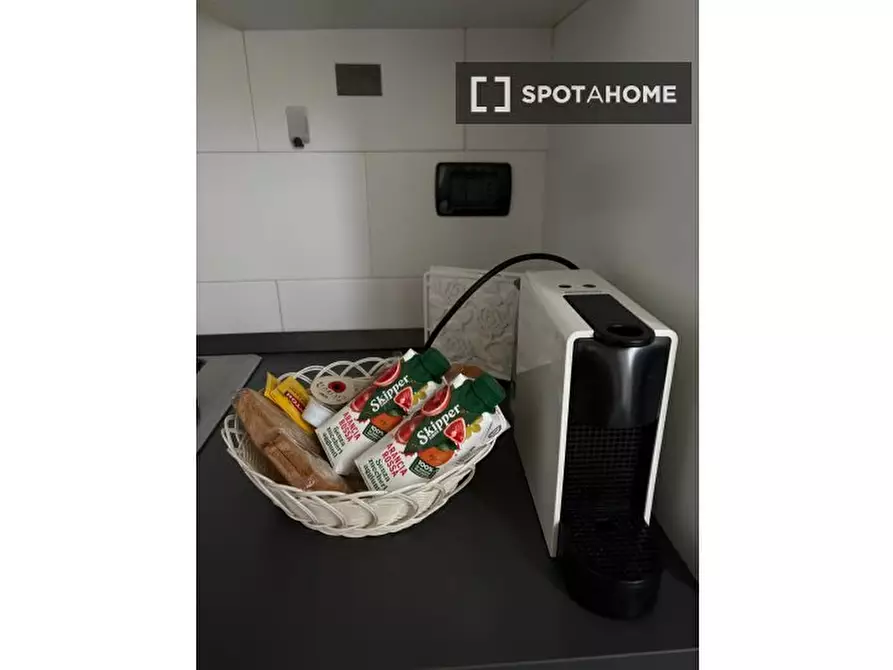 Immagine 4 di Appartamento in affitto  in Via Nicolò Dall'Arca a Bologna