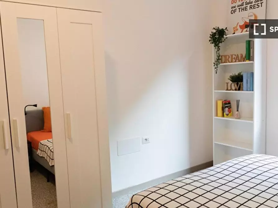 Immagine 2 di Camera condivisa in affitto  in Via Dante a Cagliari