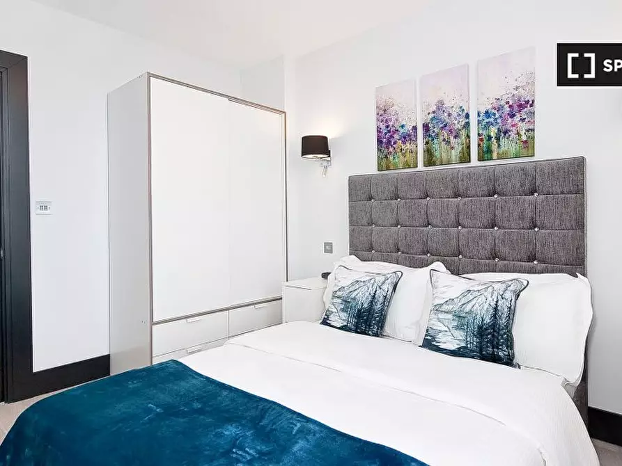 Immagine 7 di Appartamento in affitto  in Flat Heinze Building a Islington