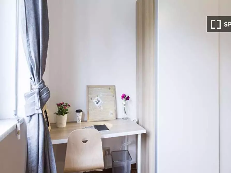 Immagine 1 di Camera condivisa in affitto  in Via delle Acacie Milan a Buccinasco