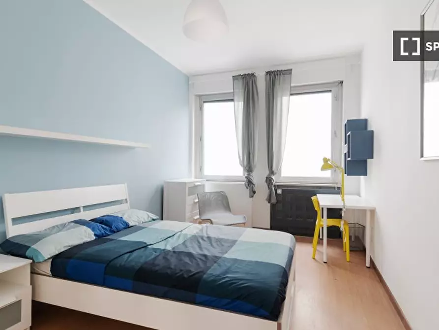 Immagine 1 di Camera condivisa in affitto  in Via Ernesto Breda a Milano