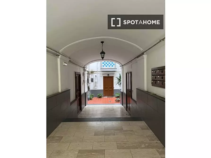 Immagine 19 di Appartamento in affitto  in Salita San Maria Apparente a Napoli