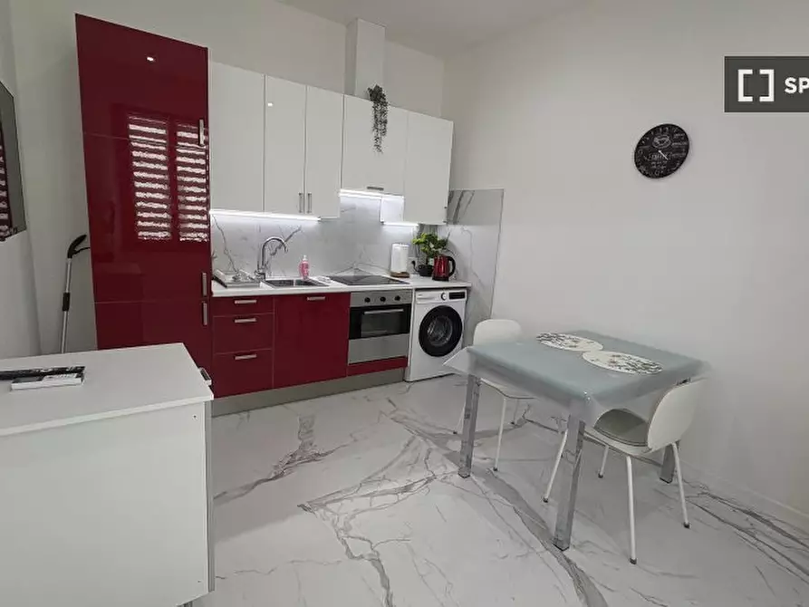 Immagine 5 di Camera condivisa in affitto  in Via Cassia a Firenze