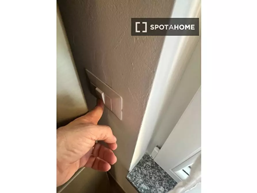 Immagine 15 di Ufficio in affitto  in Via V. Veneto a Bovisio-Masciago