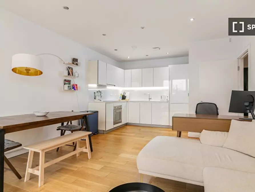 Immagine 6 di Appartamento in affitto  in Green Lanes a Hackney