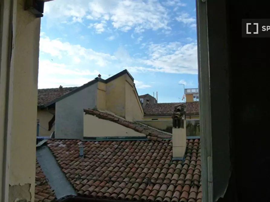 Immagine 16 di Camera condivisa in affitto  in Via Palestro a Bologna
