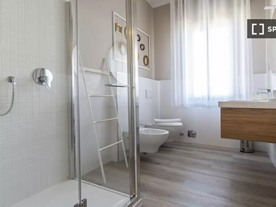 Immagine 19 di Appartamento in affitto  in Via Francesco Baracca a Bologna