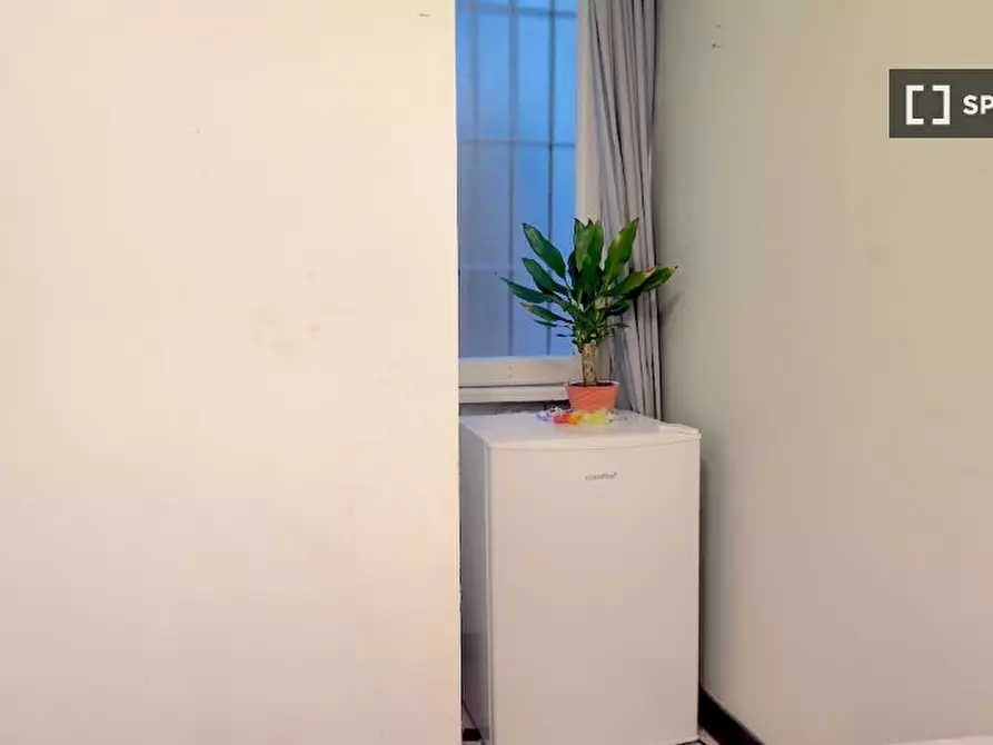 Immagine 5 di Camera condivisa in affitto  in Via Livorno, 00162 Roma RM, Italy a Roma