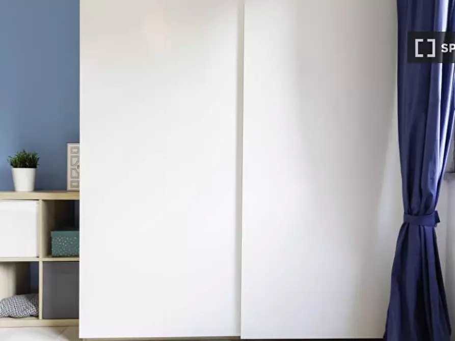 Immagine 7 di Camera condivisa in affitto  in Via Fiume delle Perle a Roma