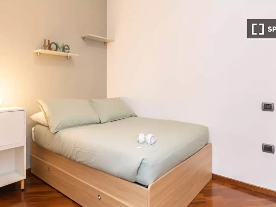 Immagine 5 di Camera condivisa in affitto  in Via Spadolini a Milano