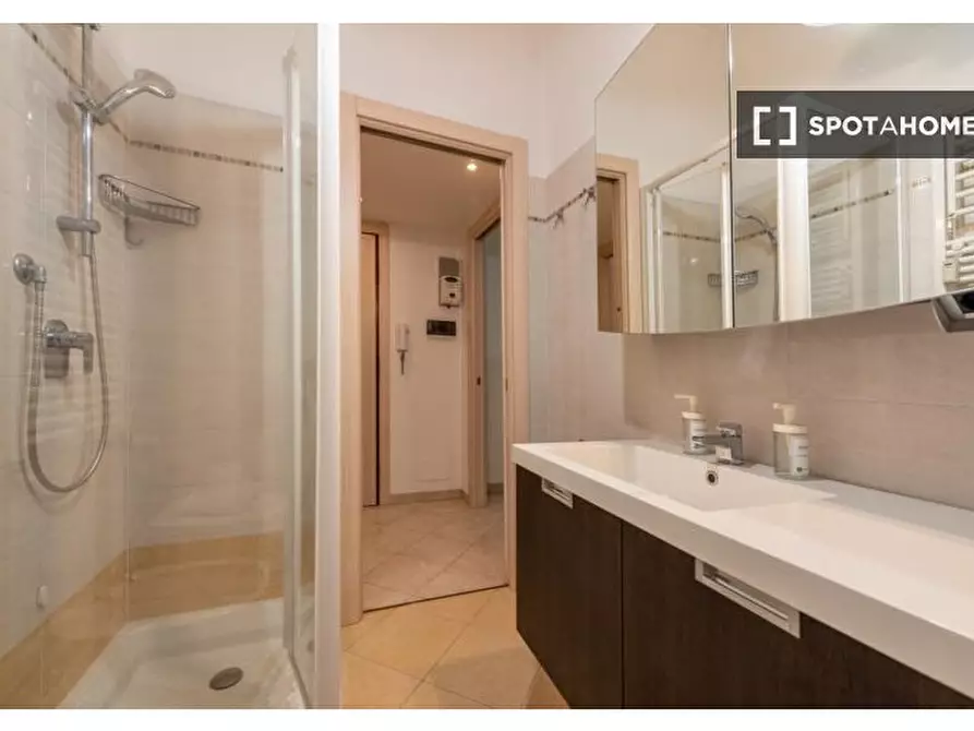 Immagine 11 di Appartamento in affitto  in Via Negroli a Milano