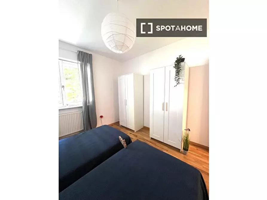 Immagine 4 di Camera condivisa in affitto  in Bolzano a Trento