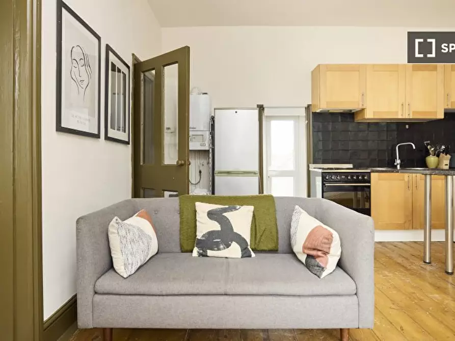 Immagine 8 di Ufficio in affitto  in flat a Kensington