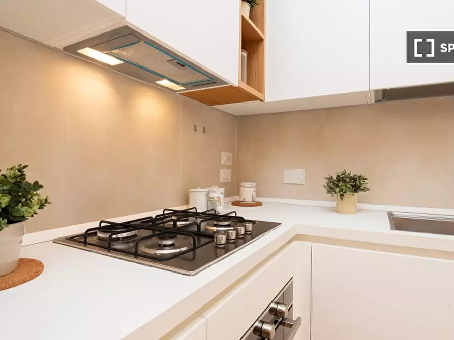 Immagine 14 di Appartamento in affitto  in Via Appiano a Roma