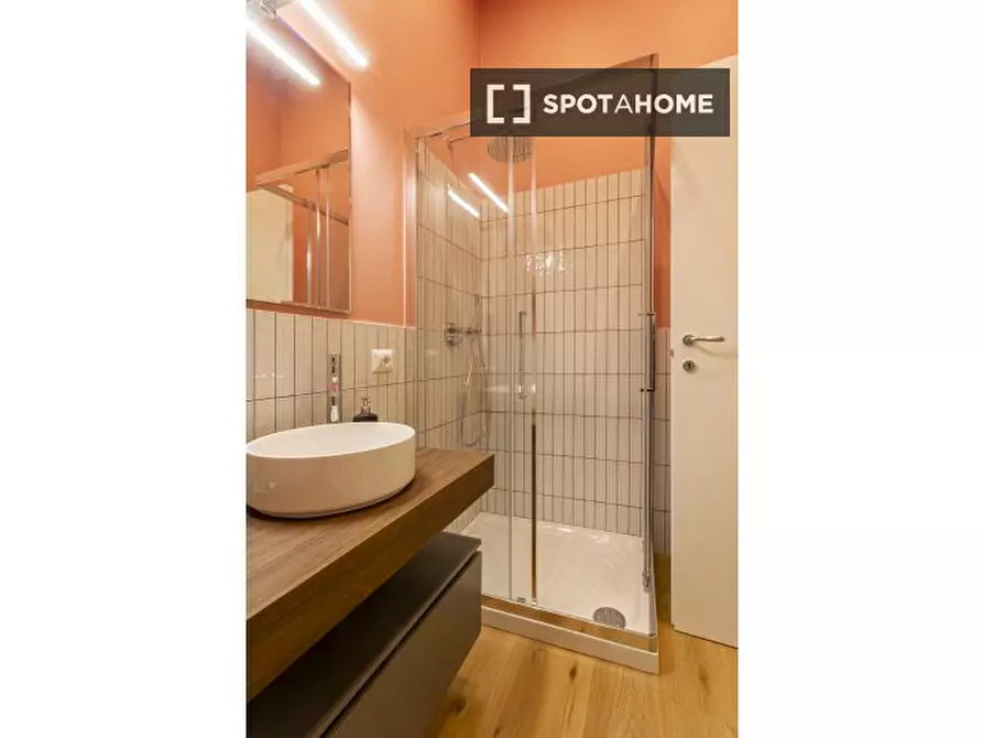 Immagine 15 di Appartamento in affitto  in Via Duccio Galimberti a Roma