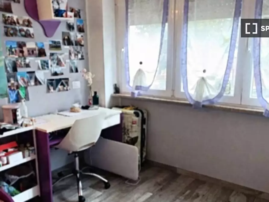Immagine 4 di Camera condivisa in affitto  in Largo Luigi Antonelli a Roma