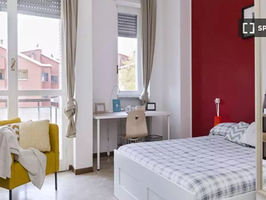 Immagine 3 di Camera condivisa in affitto  in Via Dei Mandorli Milan a Buccinasco