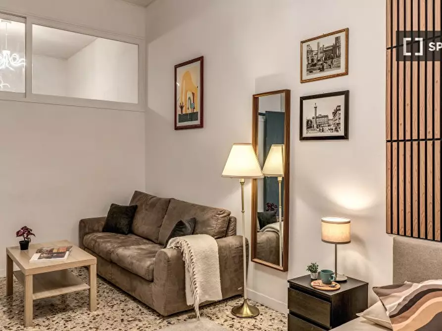 Immagine 5 di Appartamento in affitto  in Via Vestricio Spurinna a Roma