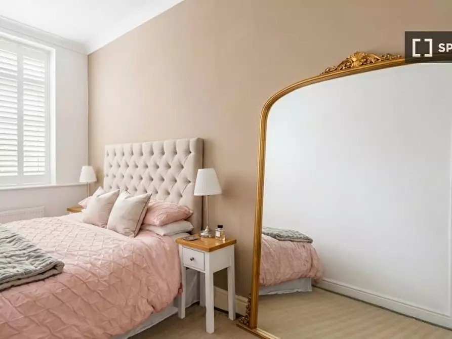 Immagine 6 di Appartamento in affitto  in Plumbers Row a Poplar