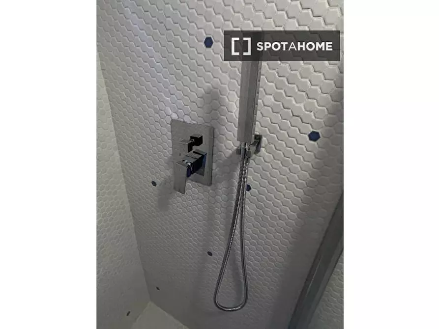 Immagine 12 di Appartamento in affitto  in Via Osteria del Guanto a Firenze