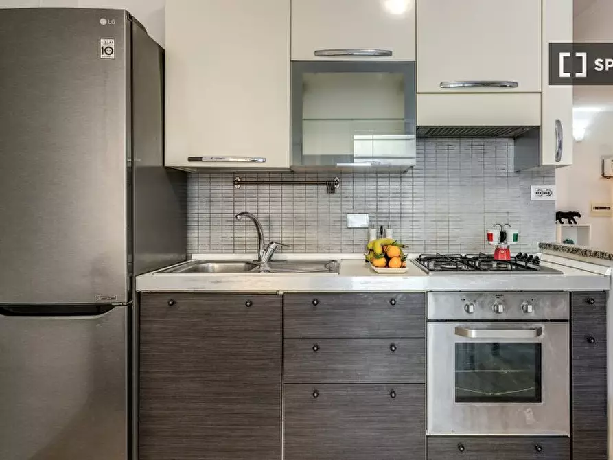 Immagine 2 di Appartamento in affitto  in Via dei Lauri a Roma