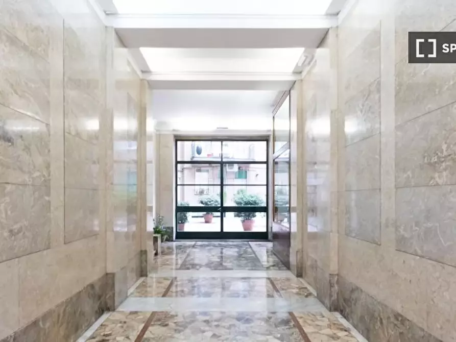 Immagine 18 di Appartamento in affitto  in Via Santa Maria Valle a Milano