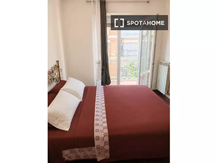 Immagine 5 di Appartamento in affitto  in Via dei Traghetti a Roma