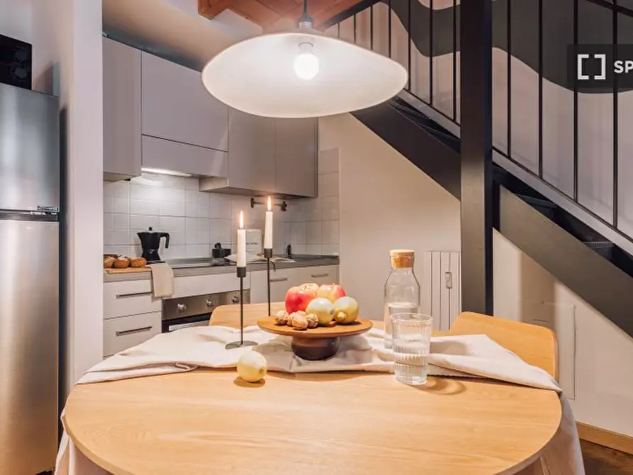 Immagine 18 di Appartamento in affitto  in Via dell'Orso a Milano