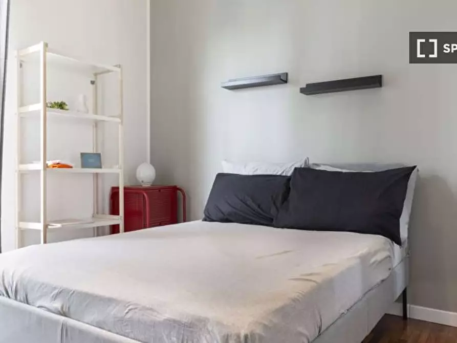 Immagine 1 di Camera condivisa in affitto  in Via Arcivescovo Romilli a Milano