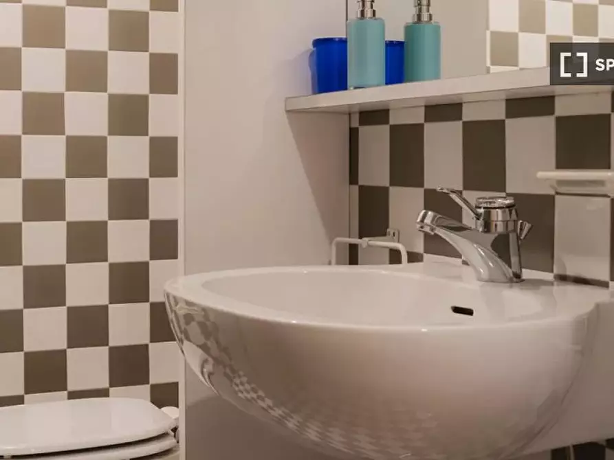 Immagine 15 di Appartamento in affitto  in Via Mandron a Dorsino