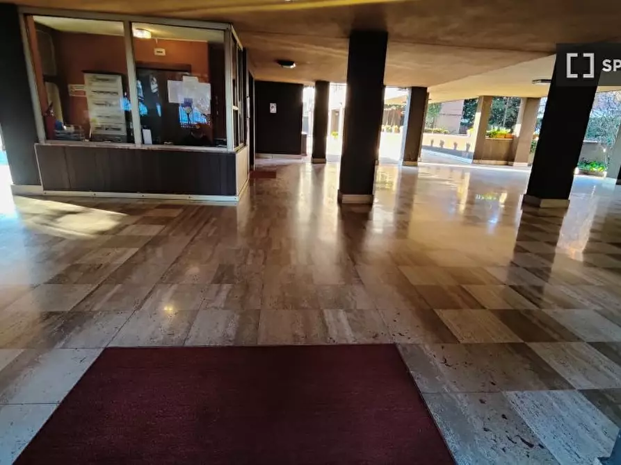 Immagine 11 di Ufficio in affitto  in Viale Monza a Milano