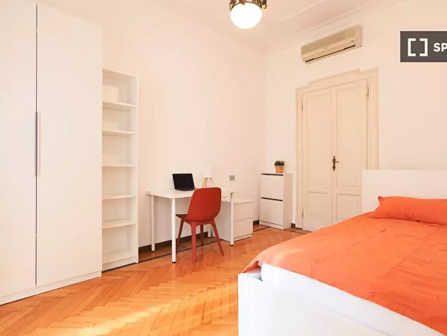 Immagine 1 di Camera condivisa in affitto  in Giulio Corrado Venini a Milano