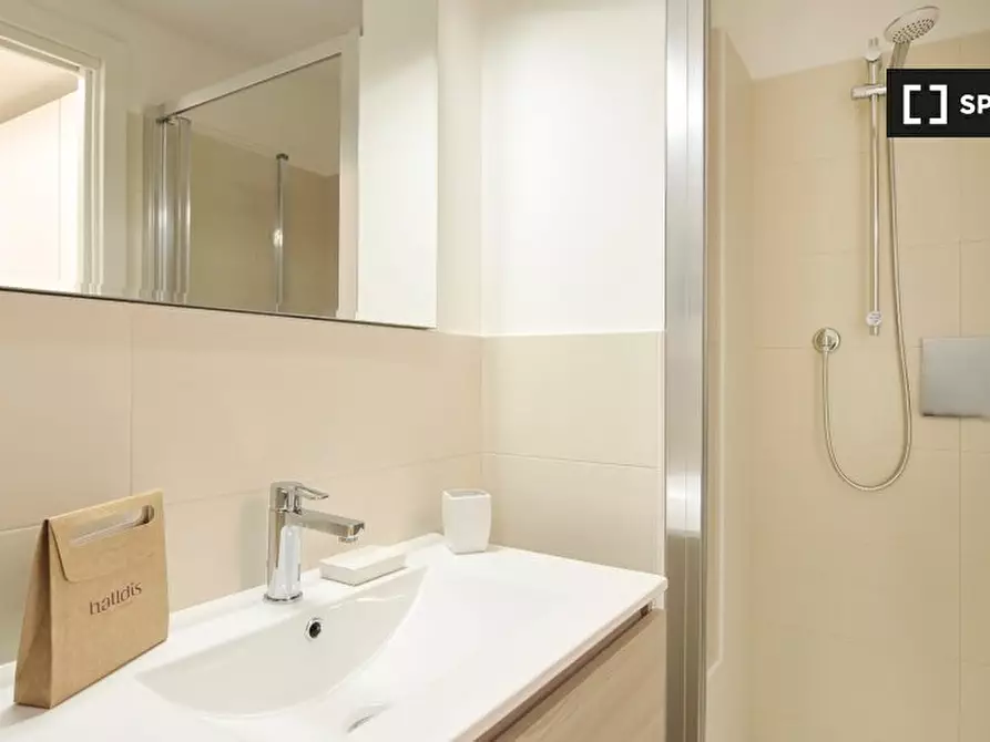 Immagine 6 di Appartamento in affitto  in Via Vigevano a Milano