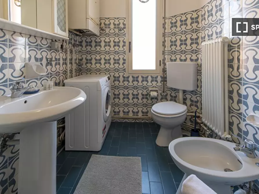 Immagine 8 di Appartamento in affitto  in Via Toscana a Bologna