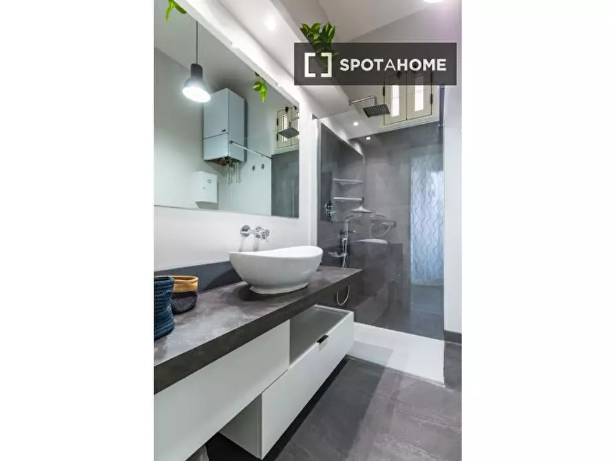 Immagine 5 di Appartamento in affitto  in Vico Santa Maria del Pozzo a Napoli