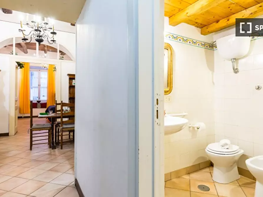 Immagine 11 di Appartamento in affitto  in Vico San Domenico Soriano a Napoli