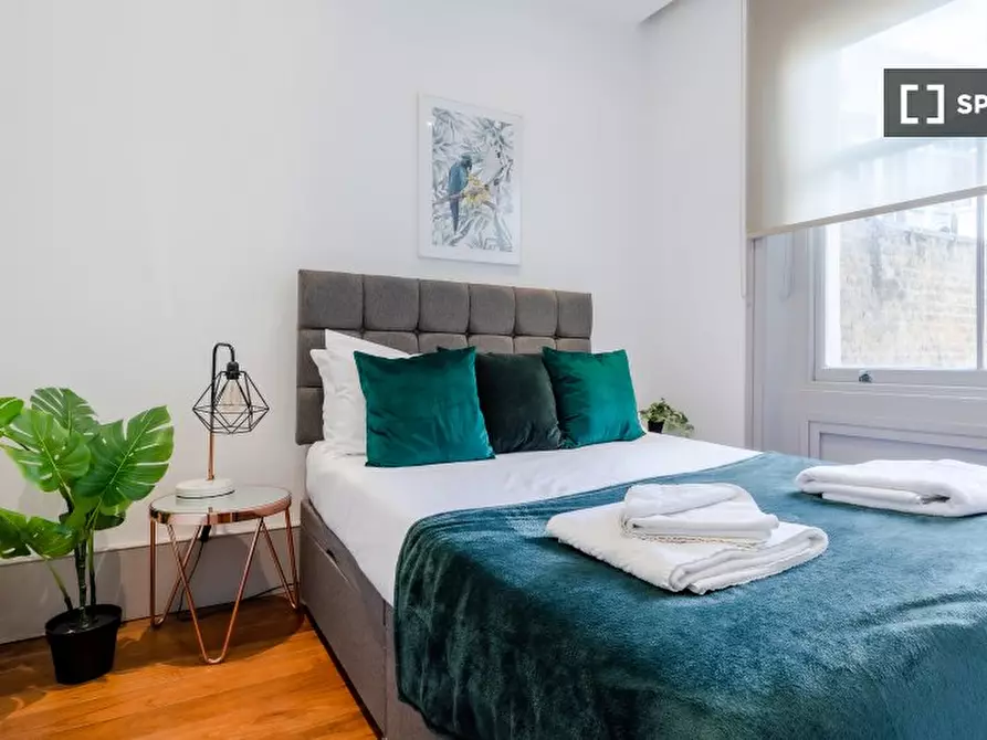 Immagine 10 di Appartamento in affitto  in Apartment a Kensington