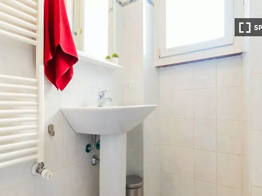 Immagine 16 di Camera condivisa in affitto  in VIA MONTEPULCIANO a Milano