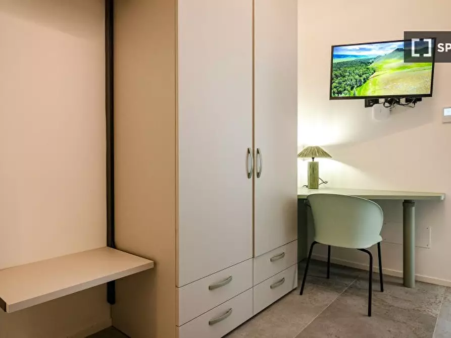 Immagine 19 di Appartamento in affitto  in Via Francesco Albani a Bologna