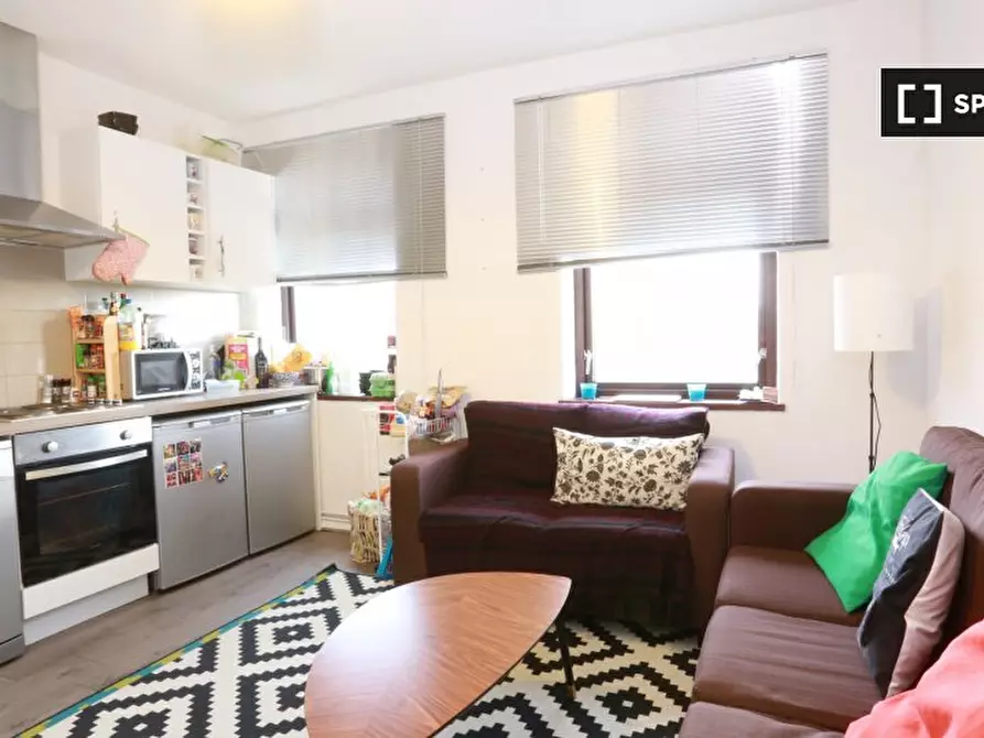 Immagine 4 di Camera condivisa in affitto  in Pomeroy St a Lewisham