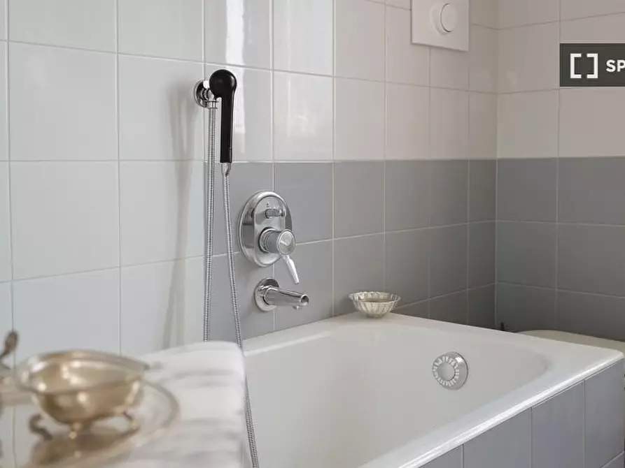 Immagine 16 di Appartamento in affitto  in Via G. Leopardi a Milano