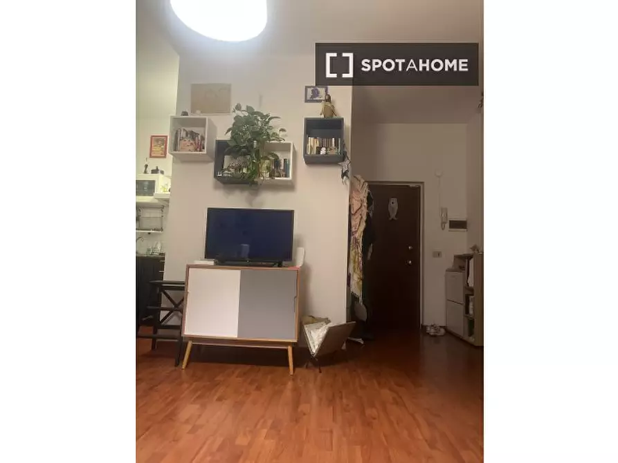 Immagine 1 di Appartamento in affitto  in Via Angelo Inganni a Milano