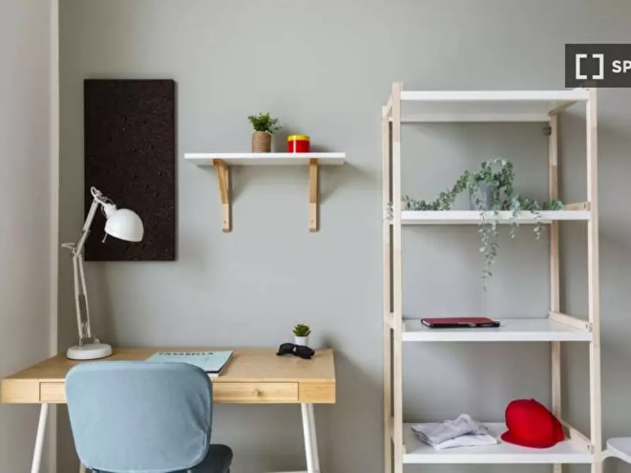 Immagine 6 di Camera condivisa in affitto  in Via Arcivescovo Romilli a Milano