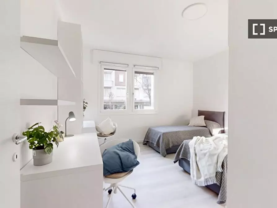 Immagine 1 di Camera condivisa in affitto  in VIA facciolati a Padova