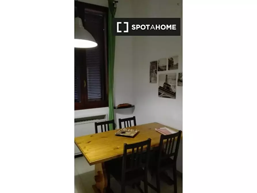 Immagine 11 di Camera condivisa in affitto  in Via S. Vitale a Bologna