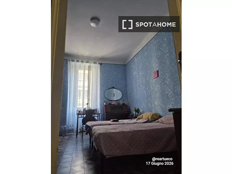 Immagine 1 di Camera condivisa in affitto  in Via Francesco de Sanctis a Milano