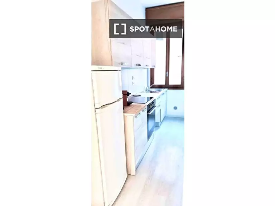 Immagine 10 di Appartamento in affitto  in Via Fratelli Cervi a Bologna